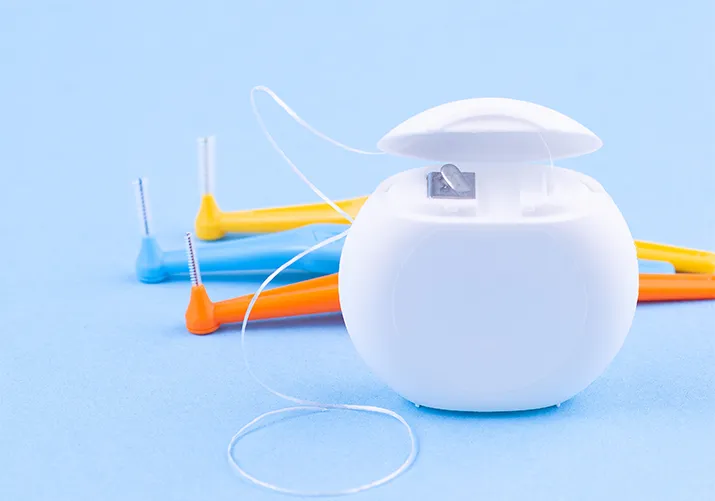 Matos Blog - Fogmosás előtt vagy után fogselyem?